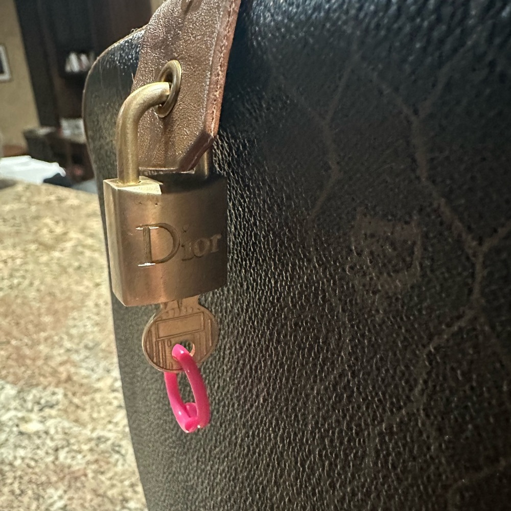 Christian Dior Extra Large Honeycomb Vintage Duffle Bag w/ Rare Lock & Key!! - Picture 8 of 13
